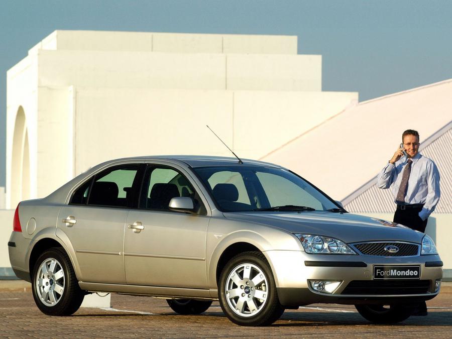  Ford Mondeo Sedan 2004 года  (ZA) (фото 3 из 9)